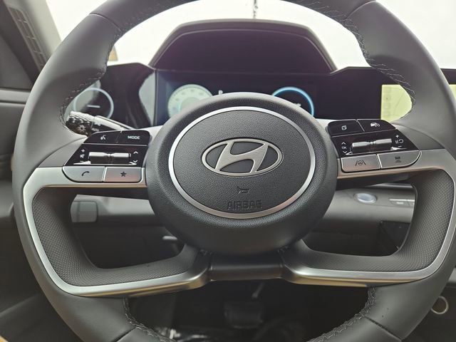 New 2025 Hyundai Elantra SEL image 19