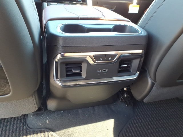 New 2026 GMC Sierra 1500 Denali Ultimate AWD/4WD image 17