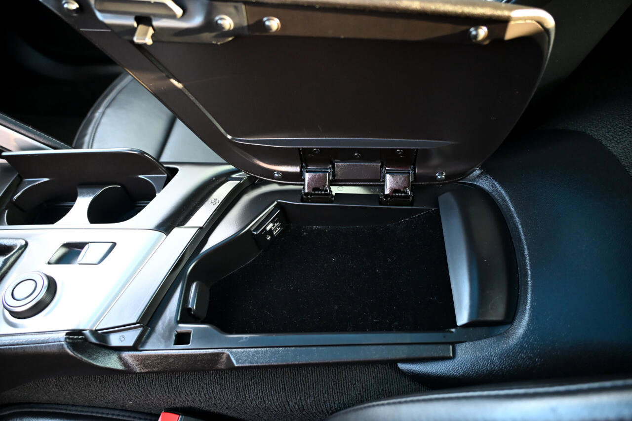 Used 2015 Chevrolet Corvette Stingray Coupe w/ 2LT Preferred Equipment Group image 34