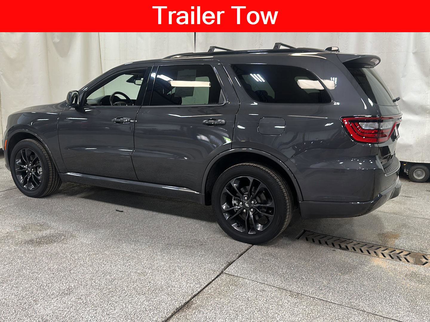 Certified 2024 Dodge Durango SXT w/ SXT Blacktop Group AWD/4WD image 3