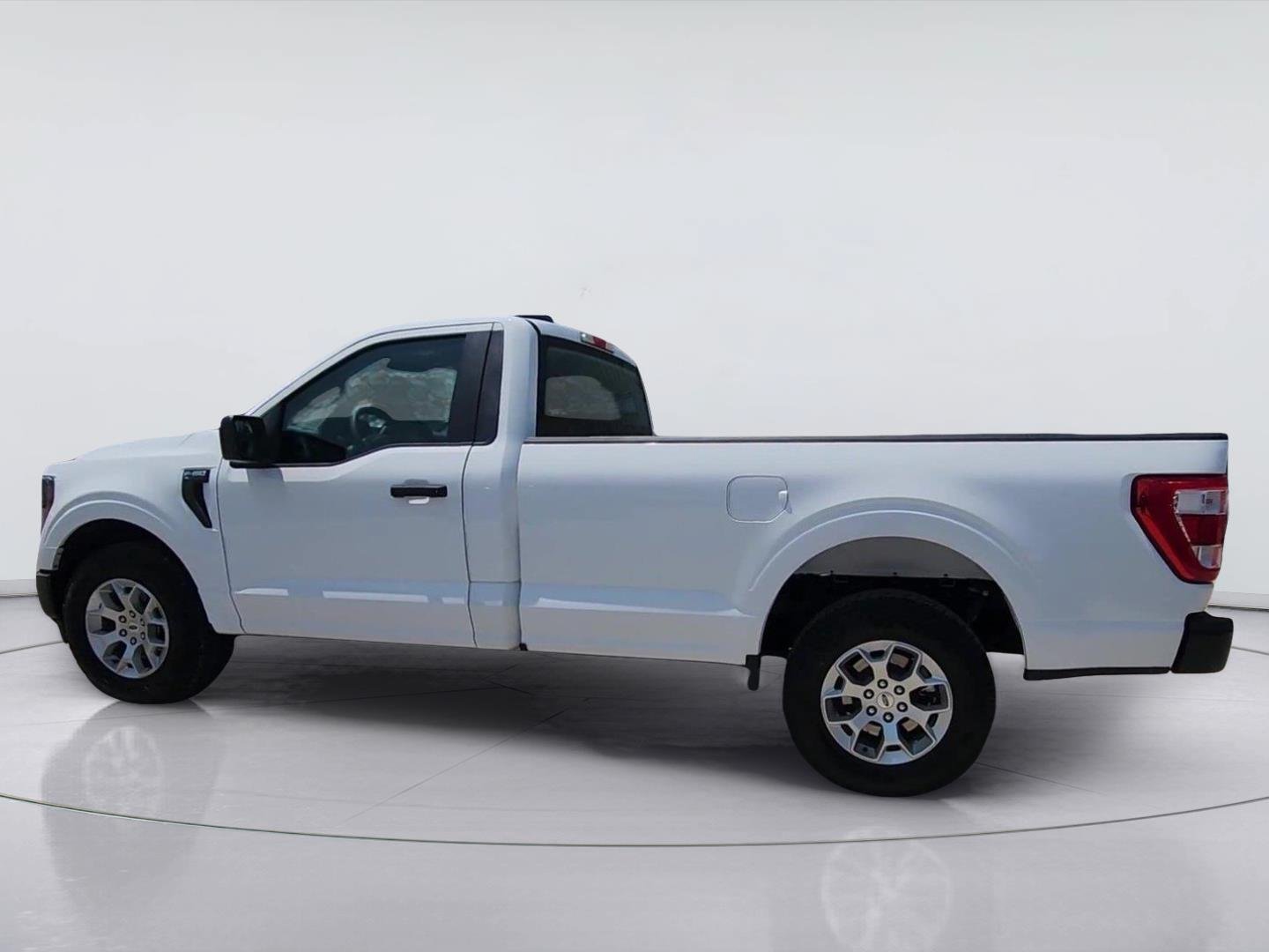 Used 2023 Ford F150 XL w/ Max Trailer Tow Package RWD image 6