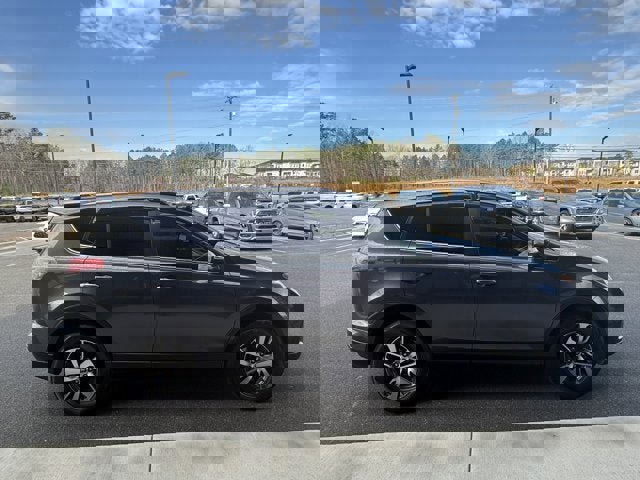 Used 2017 Toyota RAV4 XLE image 7