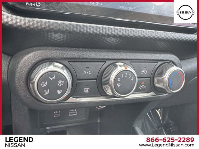 Used 2023 Nissan Kicks SV image 27