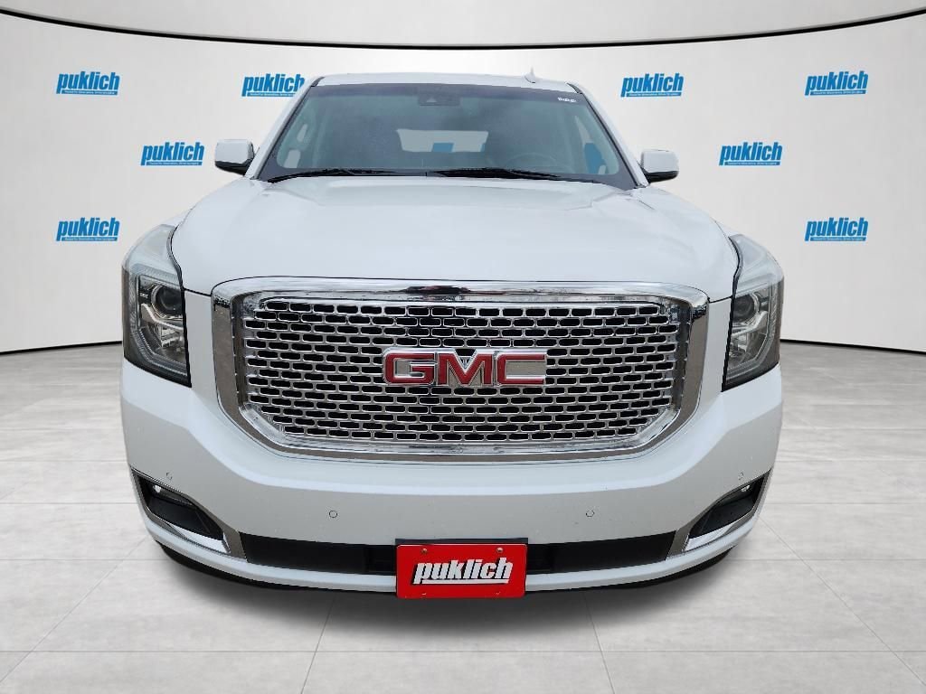 Certified 2016 GMC Yukon Denali w/ Open Road Package AWD/4WD image 9