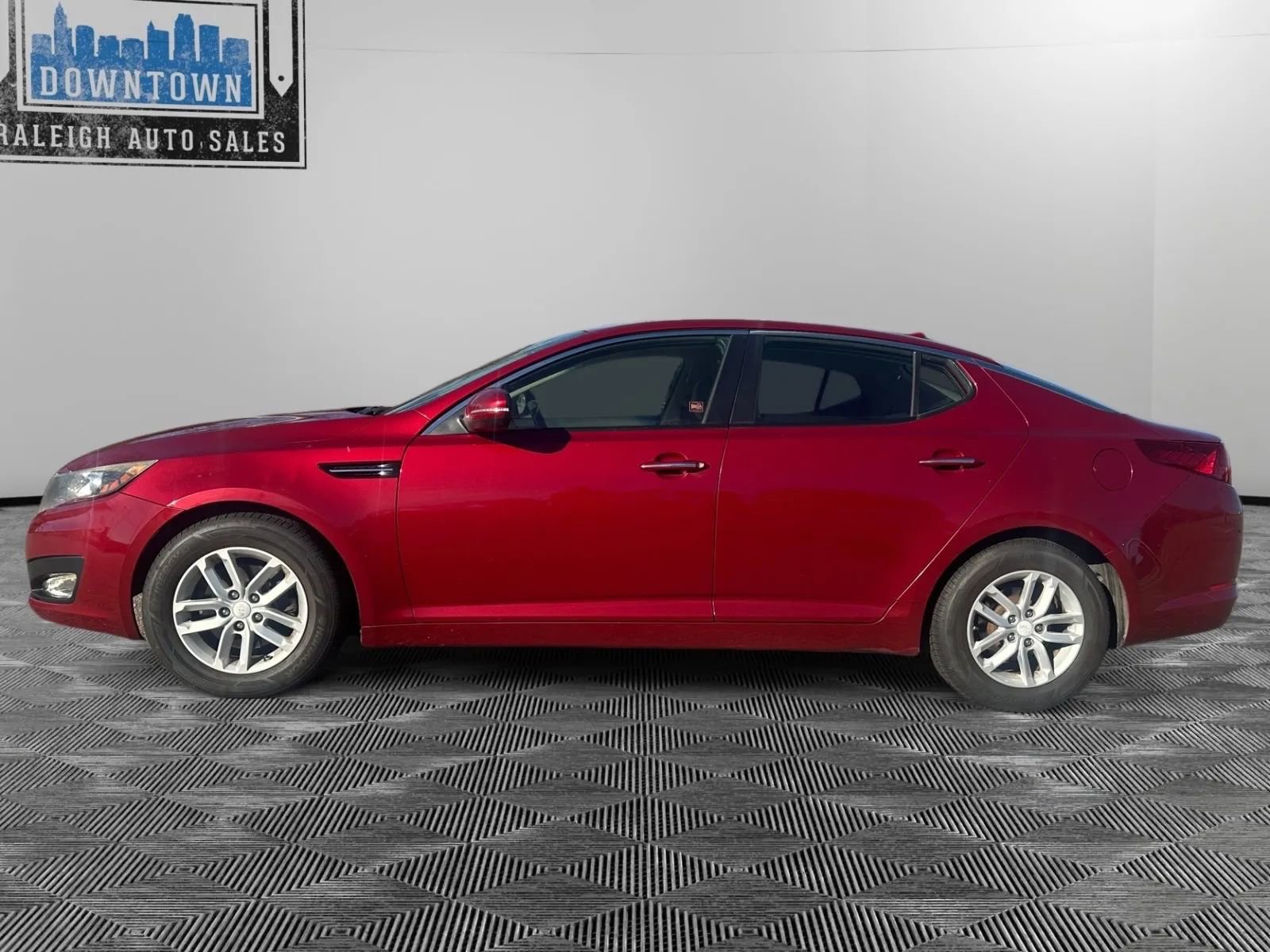 Used 2013 Kia Optima LX w/ Convenience Plus Pkg image 9