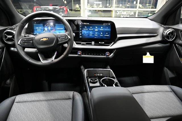 New 2026 Chevrolet Equinox LT image 12