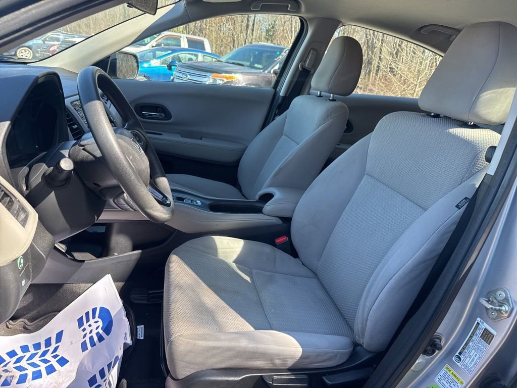 Used 2016 Honda HR-V LX image 13