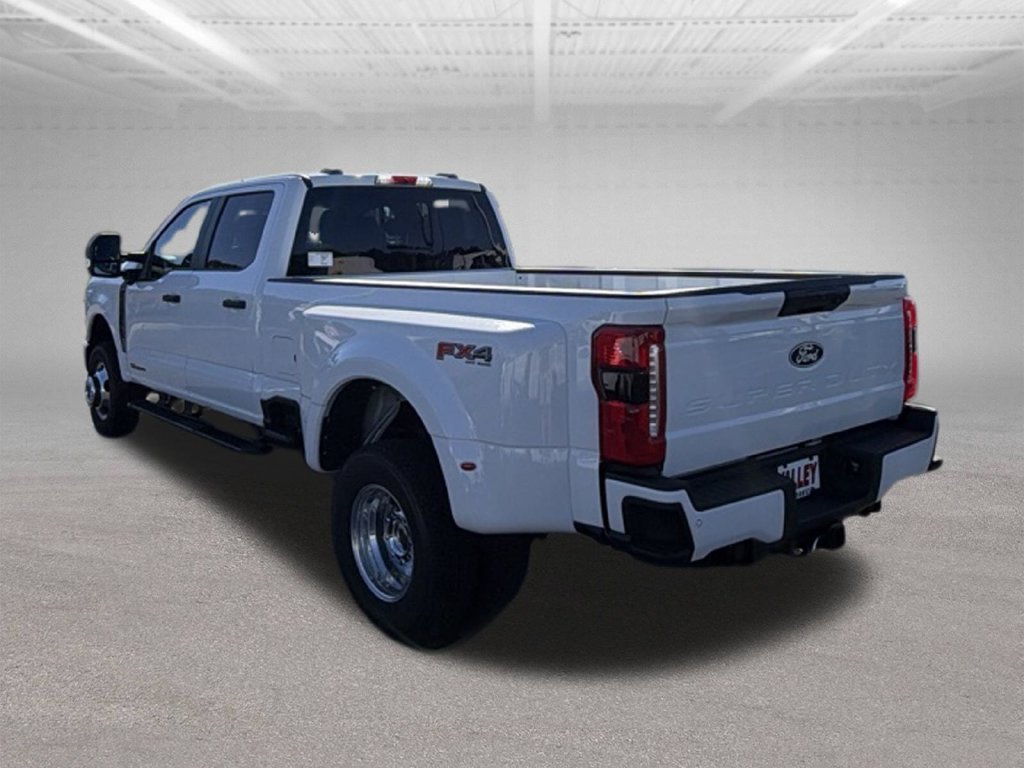 New 2027 Ford F350 XL w/ STX Appearance Package AWD/4WD image 4