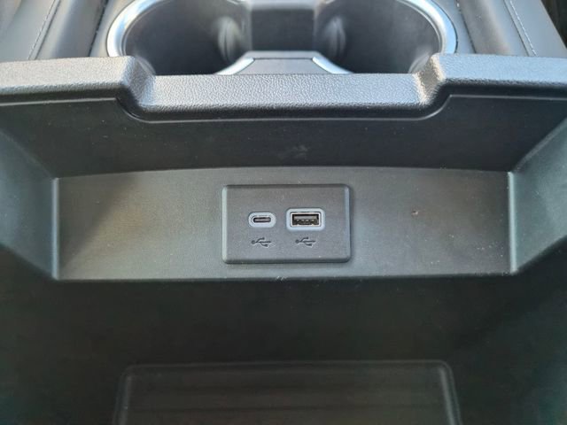 Used 2024 Chevrolet Tahoe LT w/ Luxury Package AWD/4WD image 38