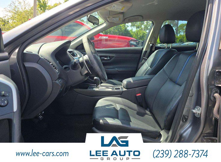 Used 2018 Nissan Altima 2.5 SR w/ SR Midnight Edition FWD image 5