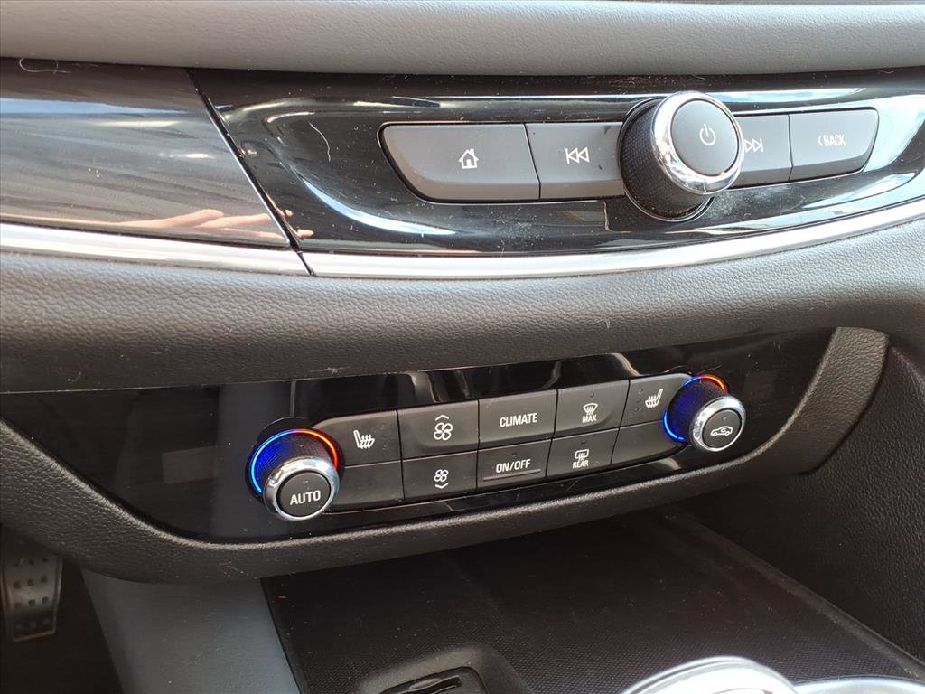 Used 2021 Buick Enclave Preferred image 11