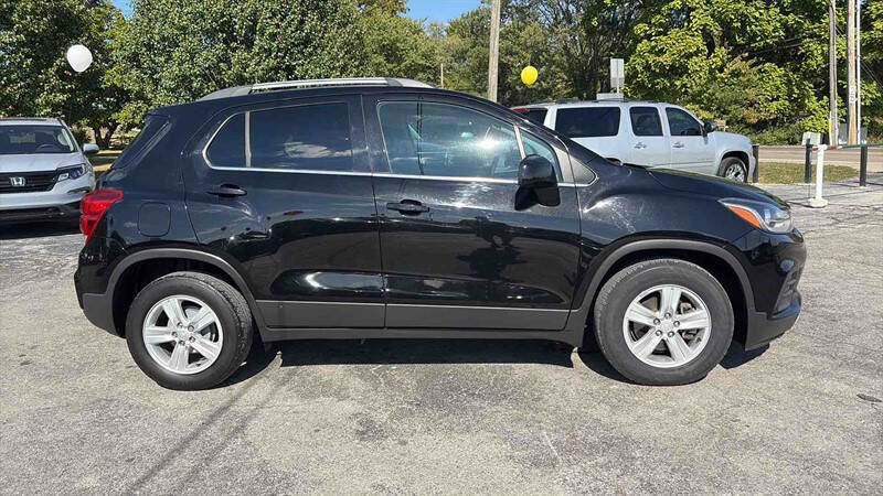 Used 2020 Chevrolet Trax LT image 1