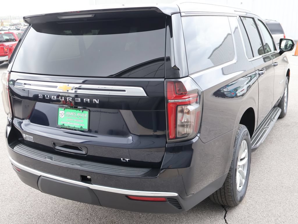 Used 2024 Chevrolet Suburban LT AWD/4WD image 5