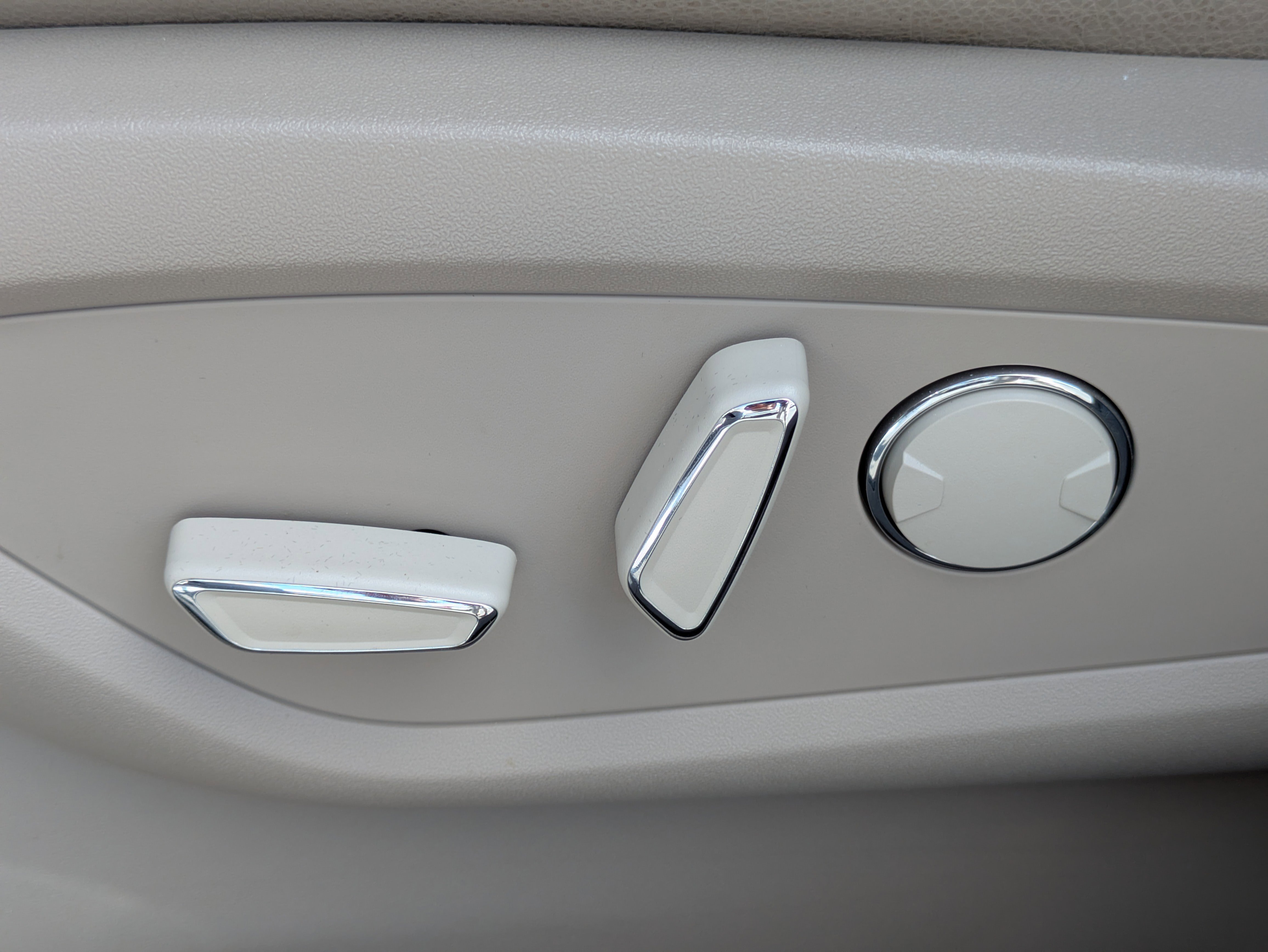 Used 2022 Lincoln Nautilus FWD image 22