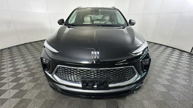 Used 2024 Buick Encore GX Avenir w/ Avenir Technology Package AWD/4WD image 8