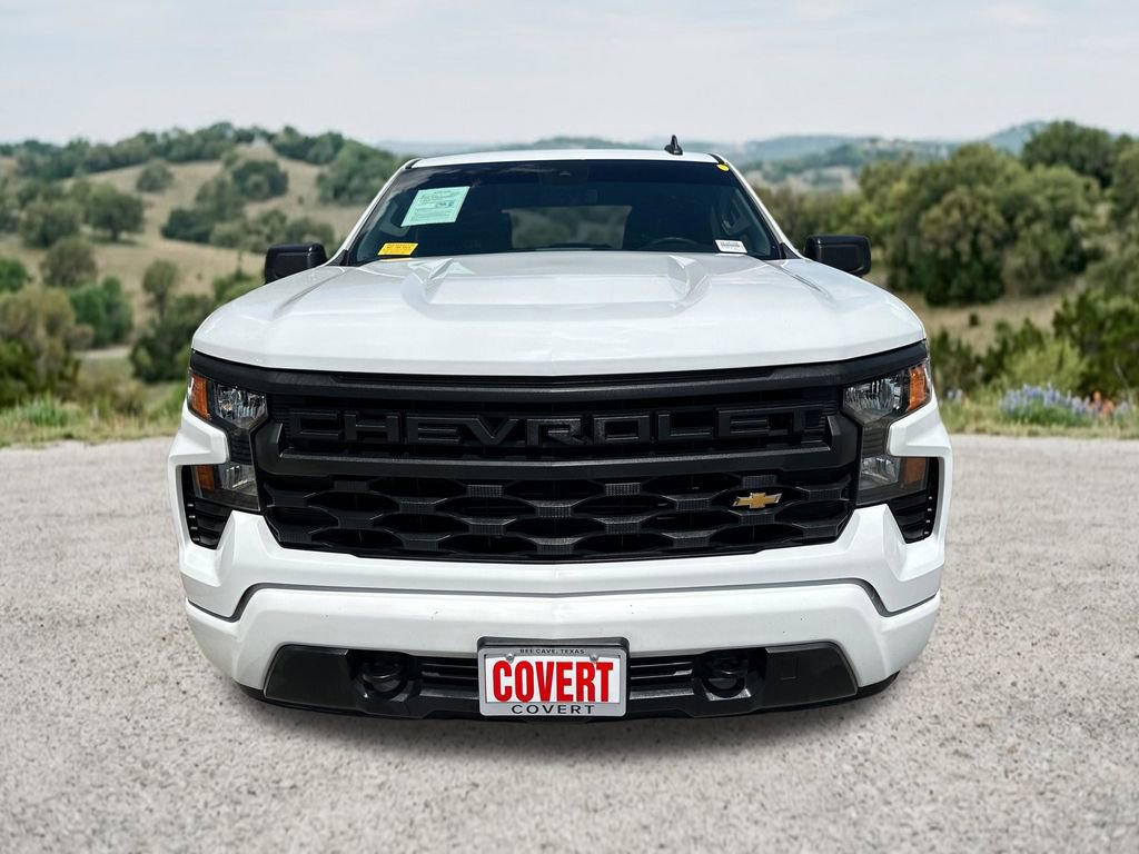 Used 2023 Chevrolet Silverado 1500 Custom AWD/4WD image 2