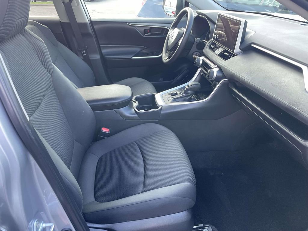 Used 2024 Toyota RAV4 LE image 44