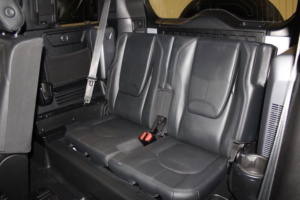 Used 2022 Land Rover Defender 110 XS Edition AWD/4WD image 47