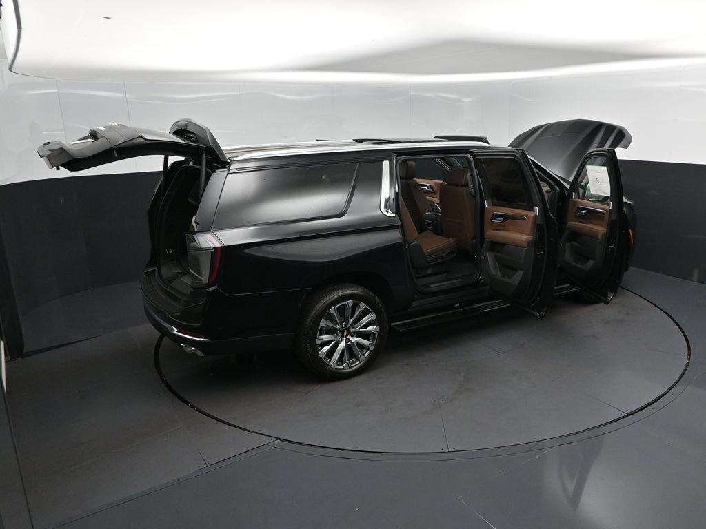 New 2026 Chevrolet Suburban High Country RWD image 49