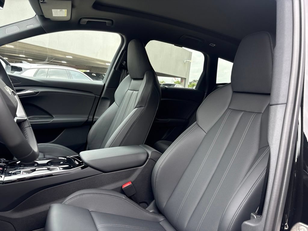 New 2027 Audi Q6 e-tron Premium Plus AWD/4WD image 13