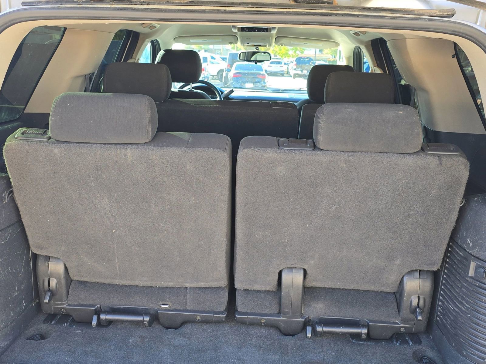 Used 2010 Chevrolet Tahoe LS image 12