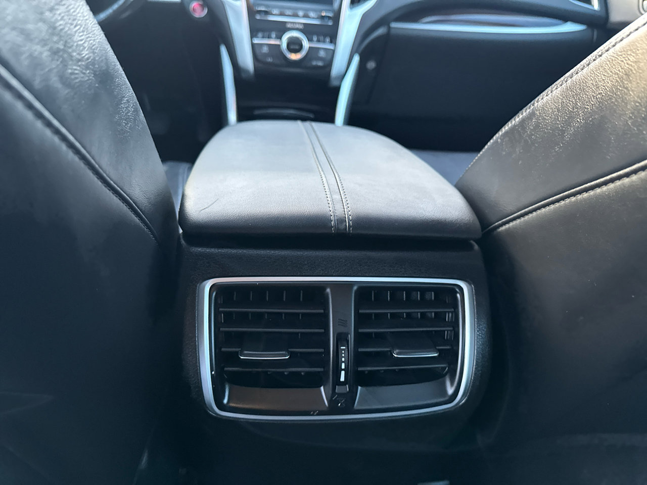 Used 2016 Acura TLX V6 w/ Technology Package image 40