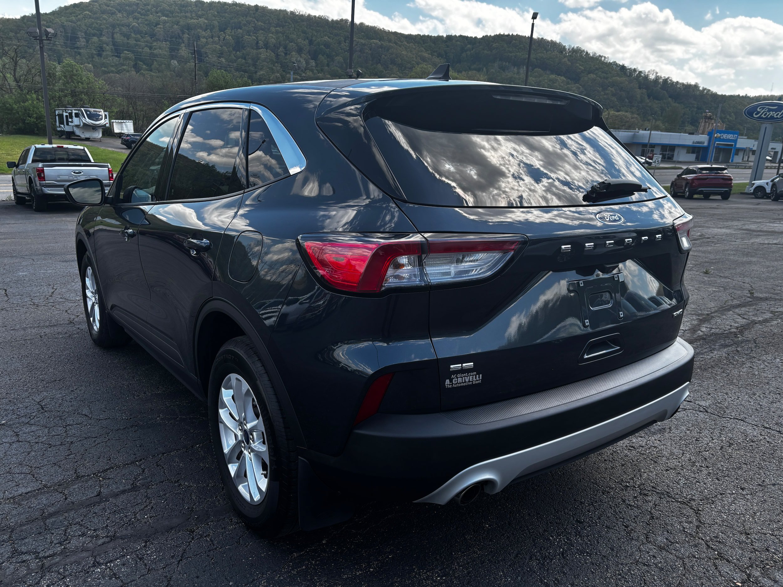 Used 2022 Ford Escape SE w/ Convenience Package AWD/4WD image 6