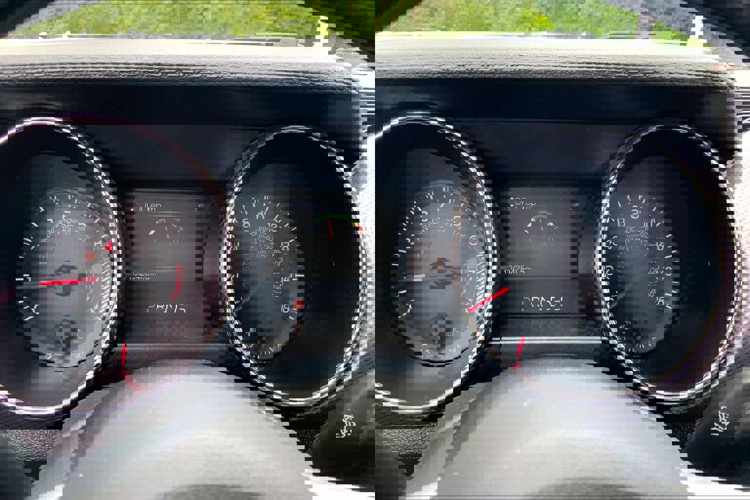 Used 2017 Ford Mustang Coupe RWD image 22