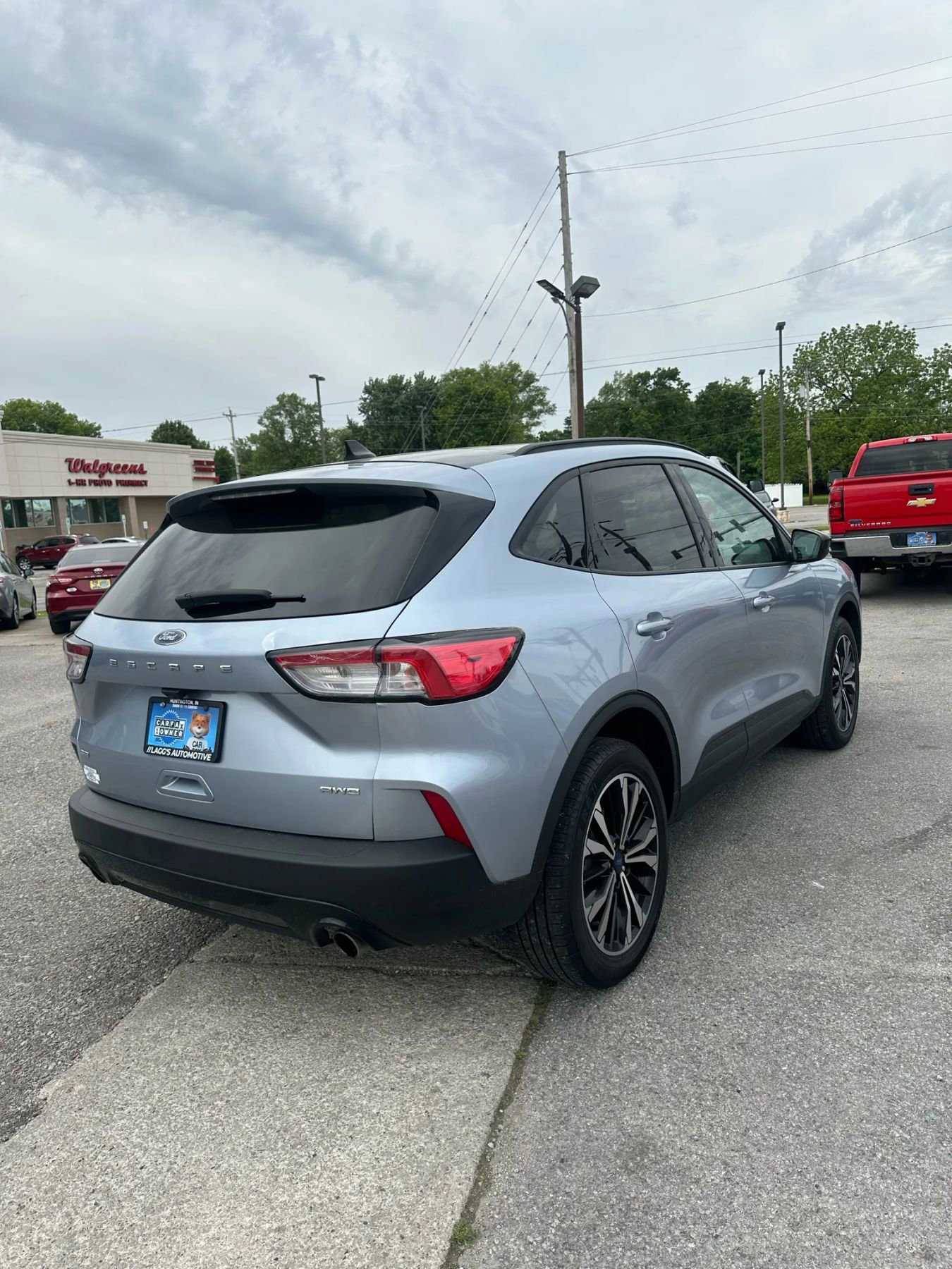 Used 2022 Ford Escape SE w/ SE Sport Appearance Package image 5