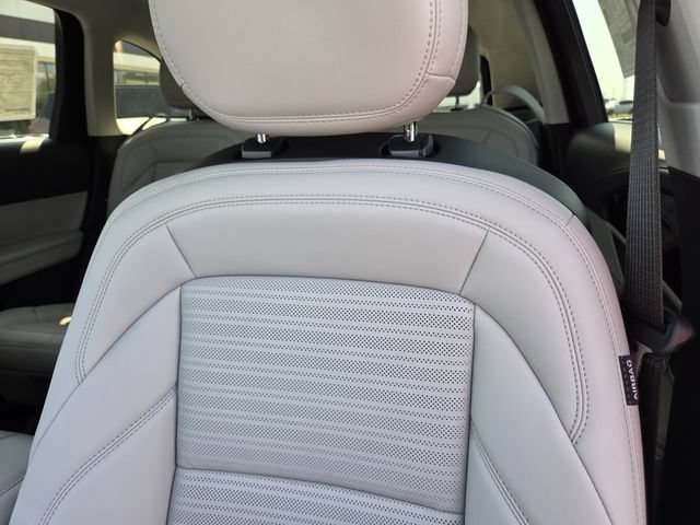 New 2026 Lincoln Nautilus Reserve AWD/4WD image 16