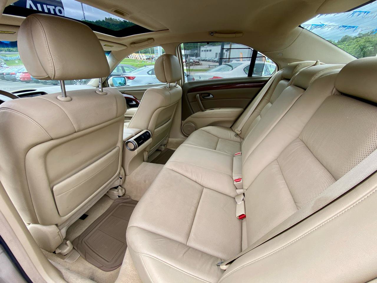 Used 2008 Acura RL AWD/4WD image 13