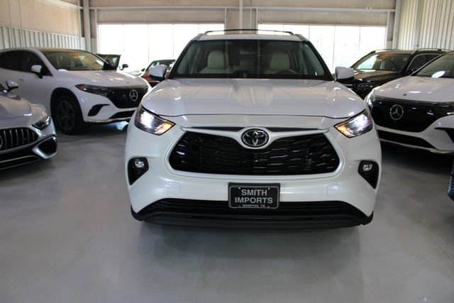 Used 2023 Toyota Highlander XLE image 41