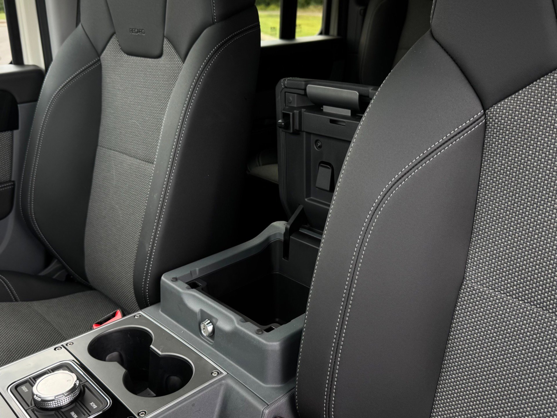 Used 2024 INEOS Grenadier image 14