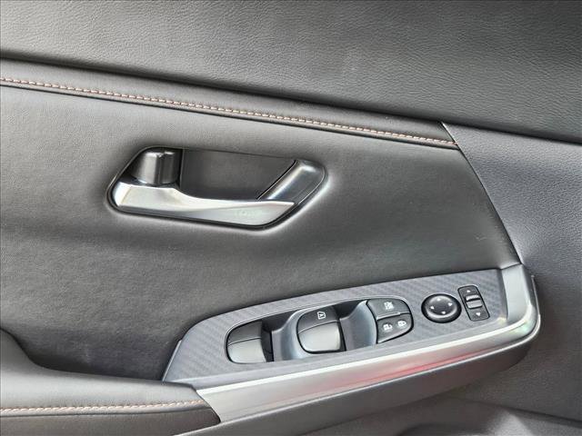 Used 2024 Nissan Sentra SR image 28