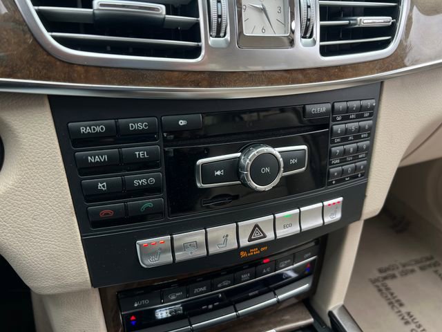 Used 2014 Mercedes-Benz E 350 Sedan image 28