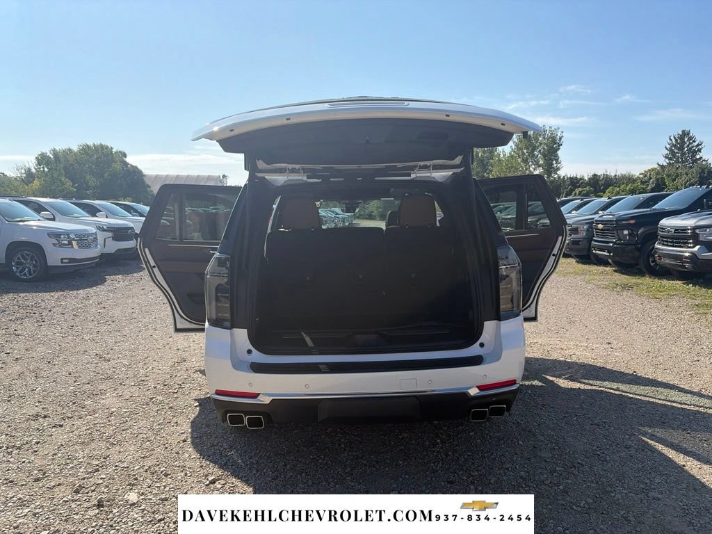 Used 2025 Chevrolet Tahoe High Country AWD/4WD image 33