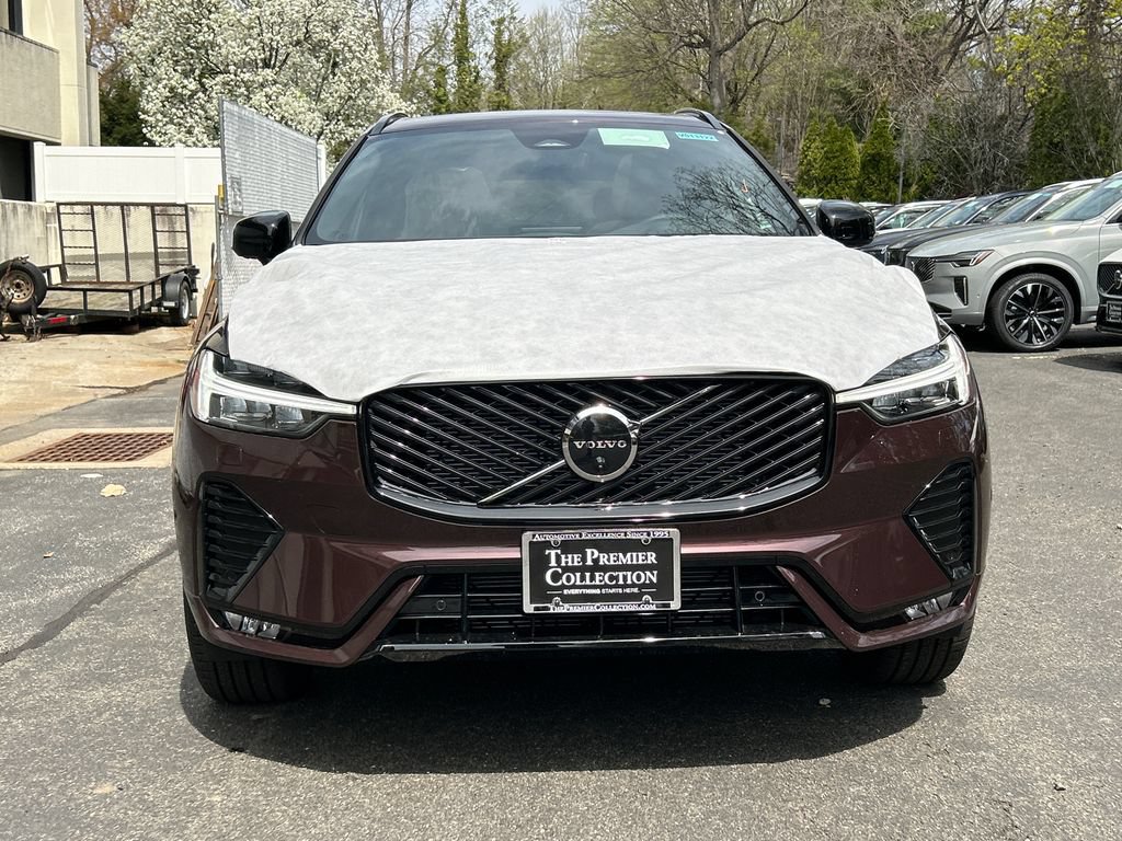 New 2026 Volvo XC60 B5 Plus w/ Climate Package AWD/4WD image 6
