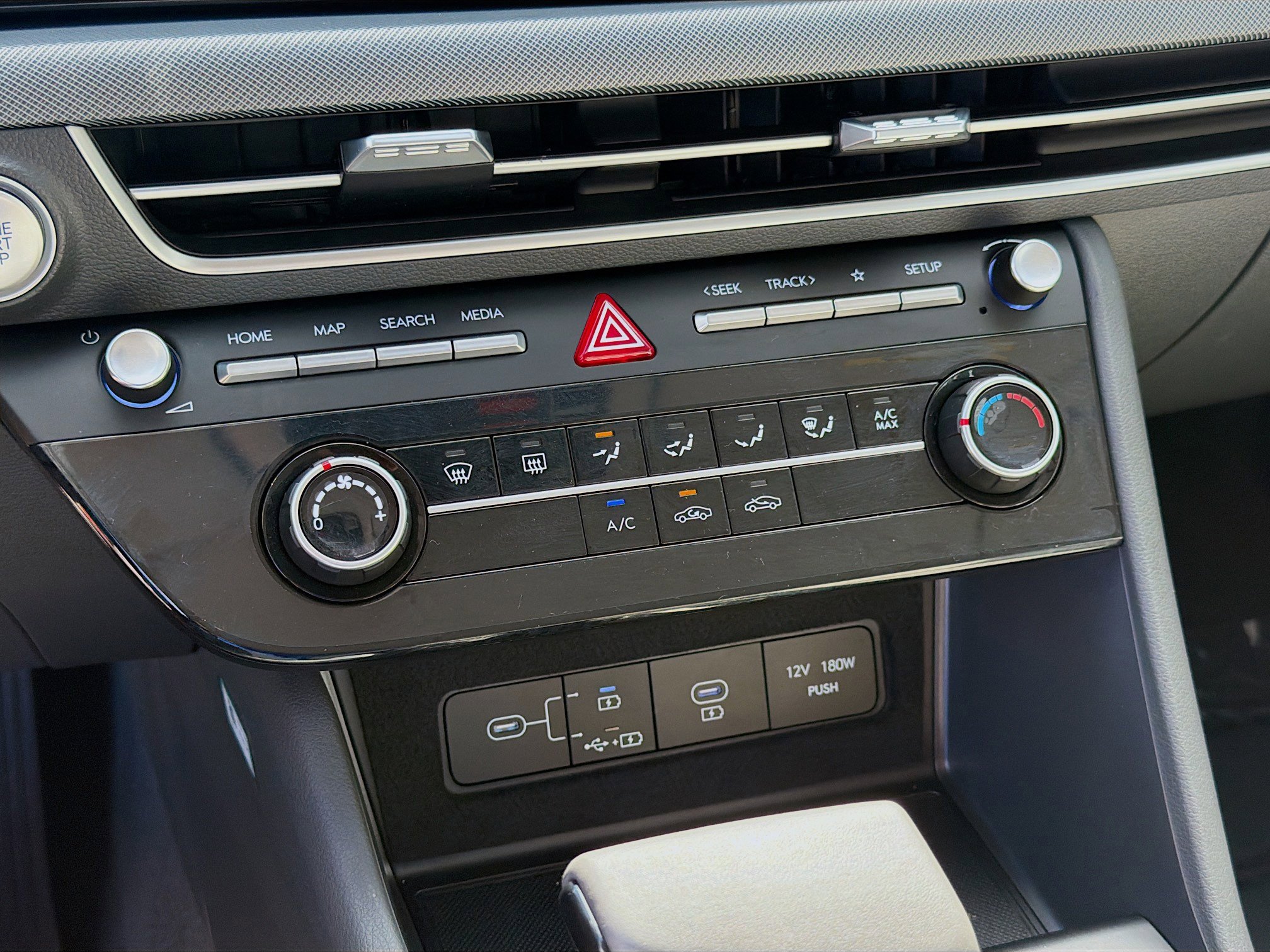 Certified 2025 Hyundai Sonata SE image 12