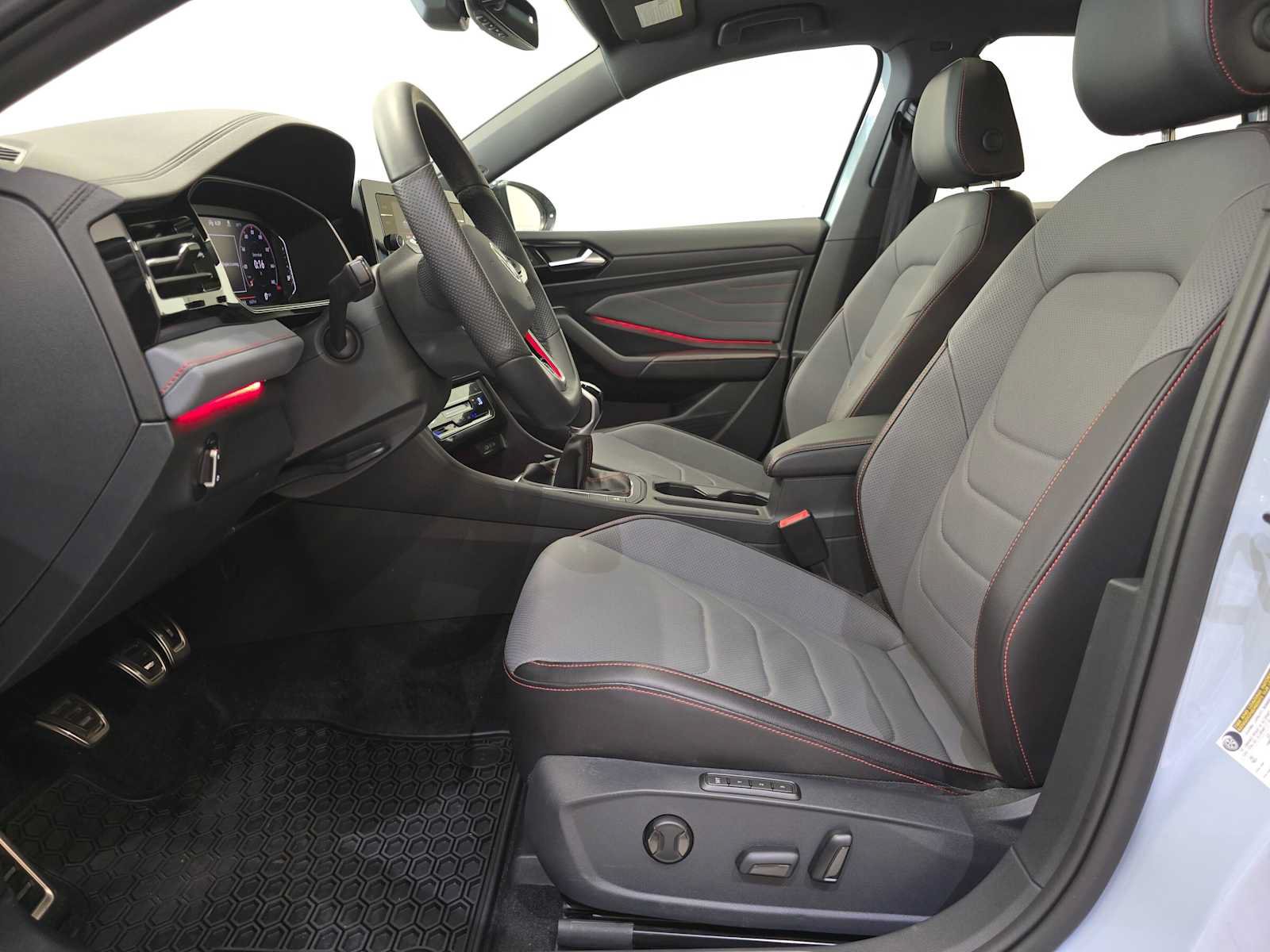 Used 2026 Volkswagen Jetta GLI Autobahn FWD image 22