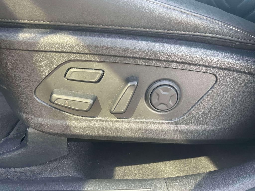Used 2025 Kia Sorento SX Prestige image 17