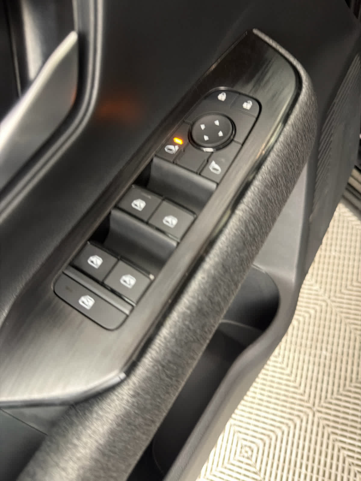 New 2026 Nissan Kicks SV FWD image 23