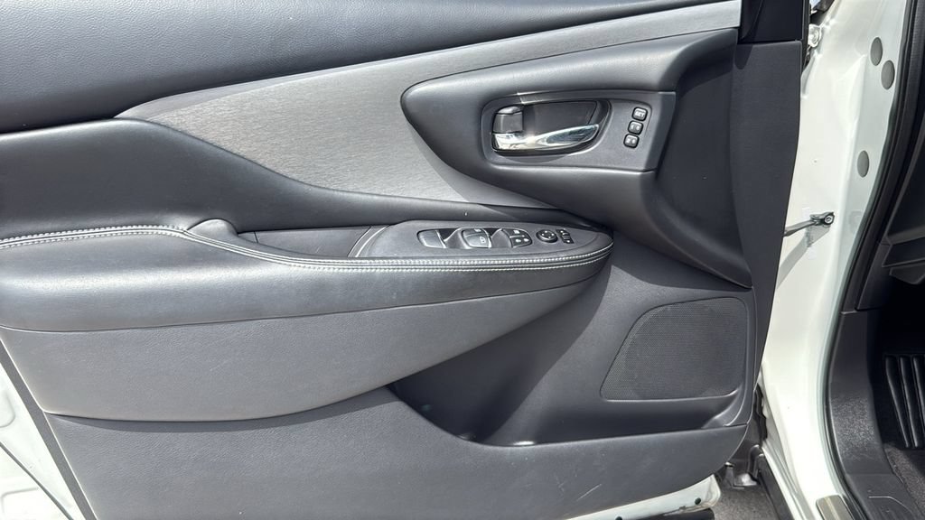 Used 2019 Nissan Murano SL w/ SL Technology Package FWD image 20