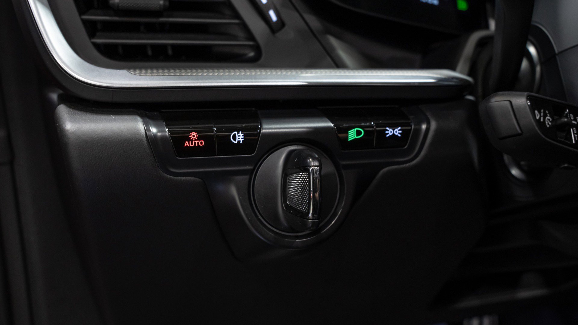 Used 2021 Porsche 911 Turbo S image 50