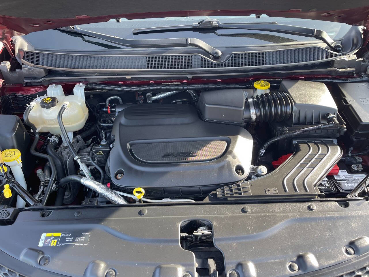 Used 2019 Chrysler Pacifica Touring-L image 9