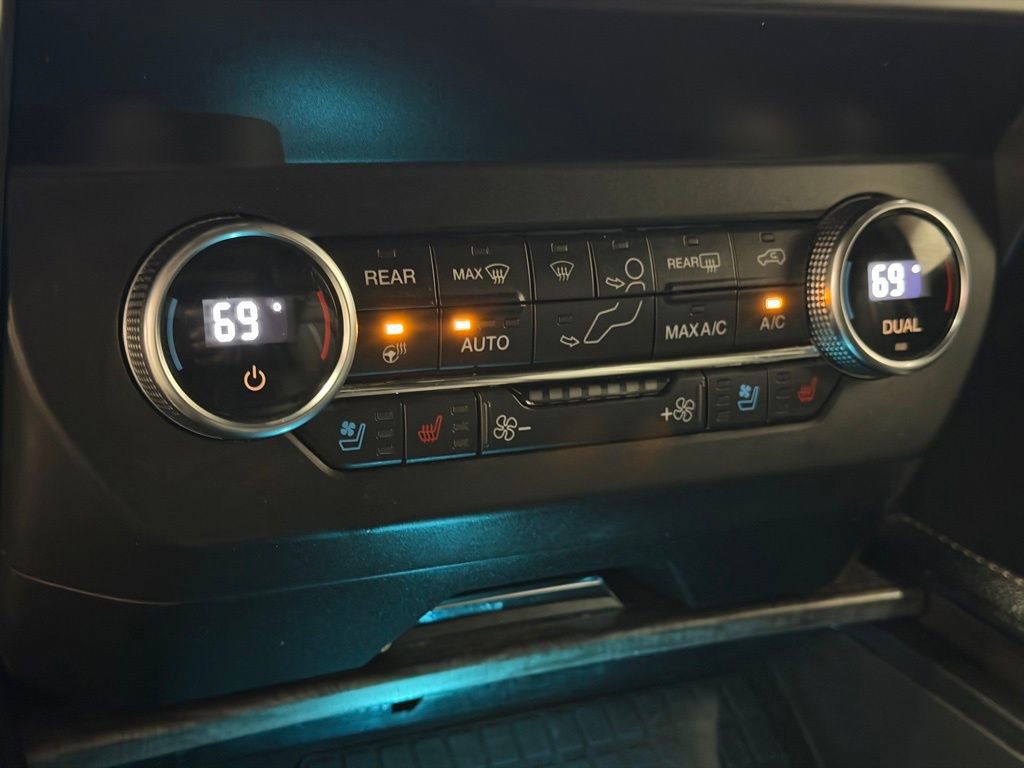 Used 2020 Ford Expedition Max Limited image 39