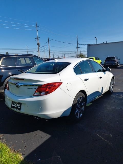 Used 2013 Buick Regal Premium image 11
