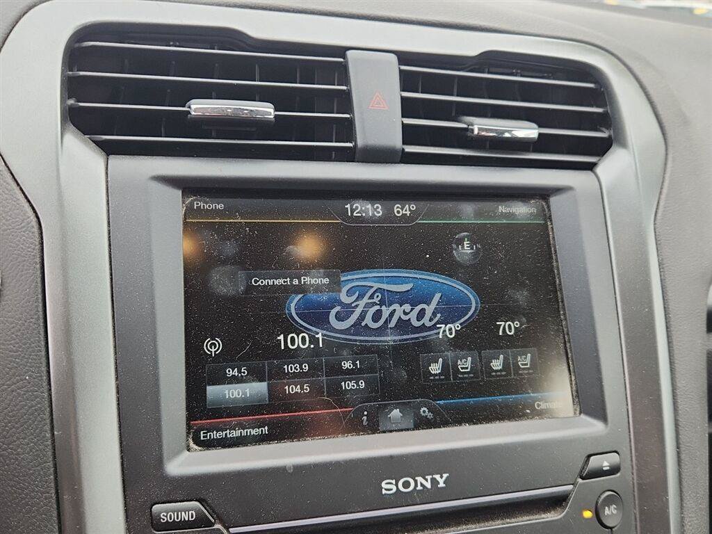 Used 2016 Ford Fusion Titanium FWD image 20