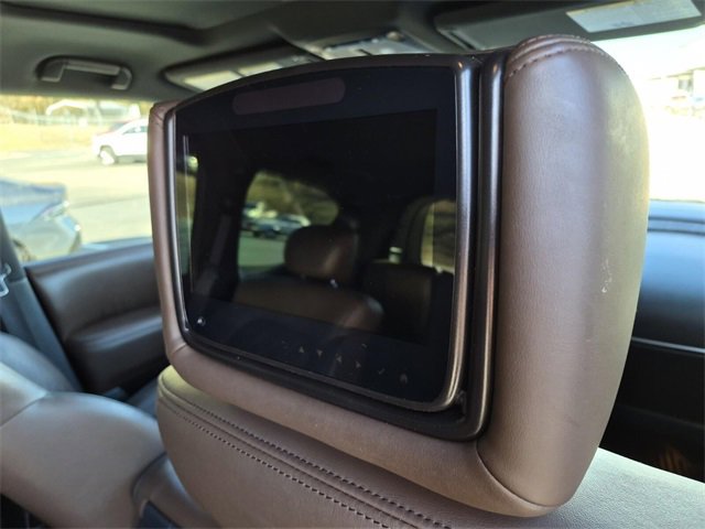 Certified 2022 Nissan Armada Platinum w/ Captain's Chairs Package image 19