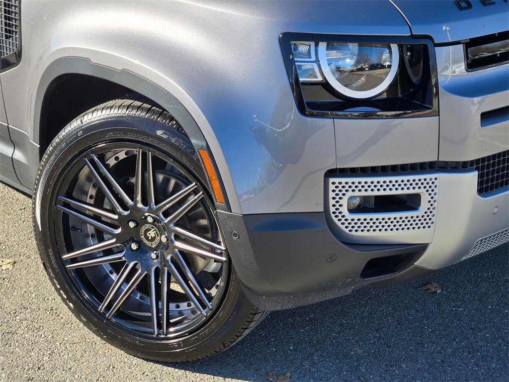 Used 2021 Land Rover Defender 110 S image 9