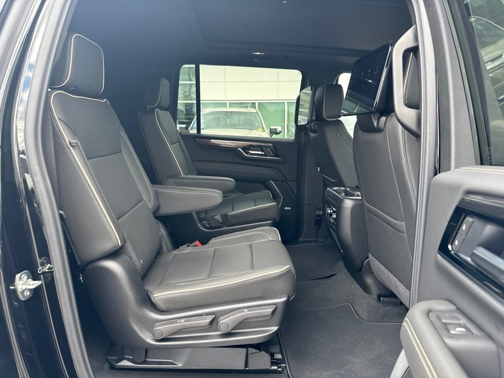 New 2026 GMC Yukon XL Elevation w/ Elevation Premium Package AWD/4WD image 27